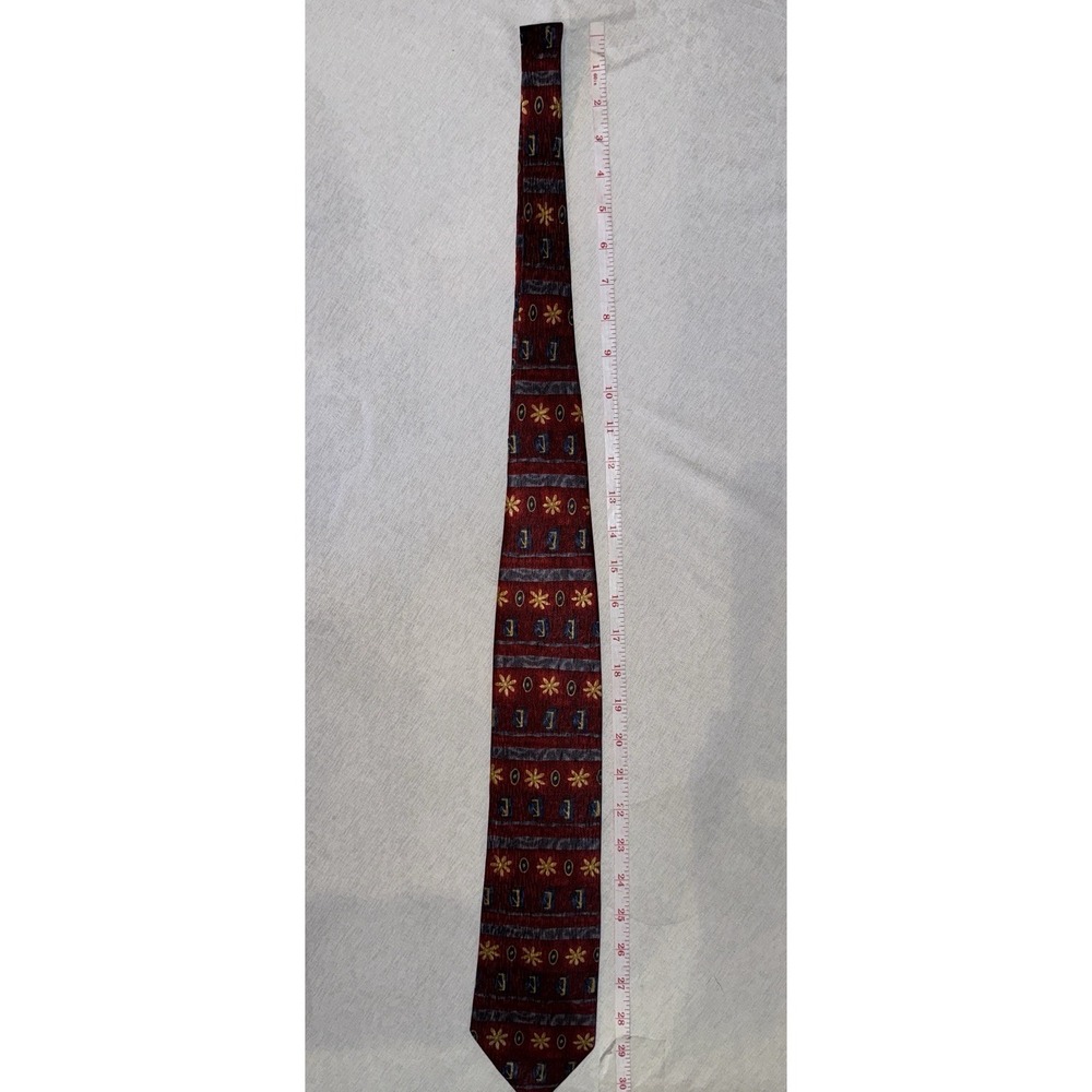 Cocktail Collection Mens Red&Gold Geometric Neck Tie 100% Silk Made In USA